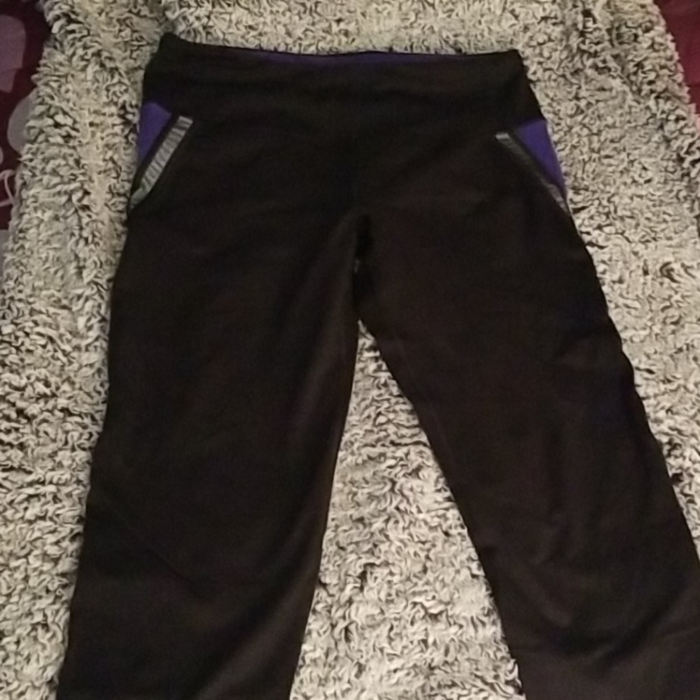 Victoria's Secret sport capris